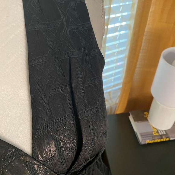 Mix and Match 2 for $30  Little Black Dress w/pockets sz 4 - Picture 7 of 12